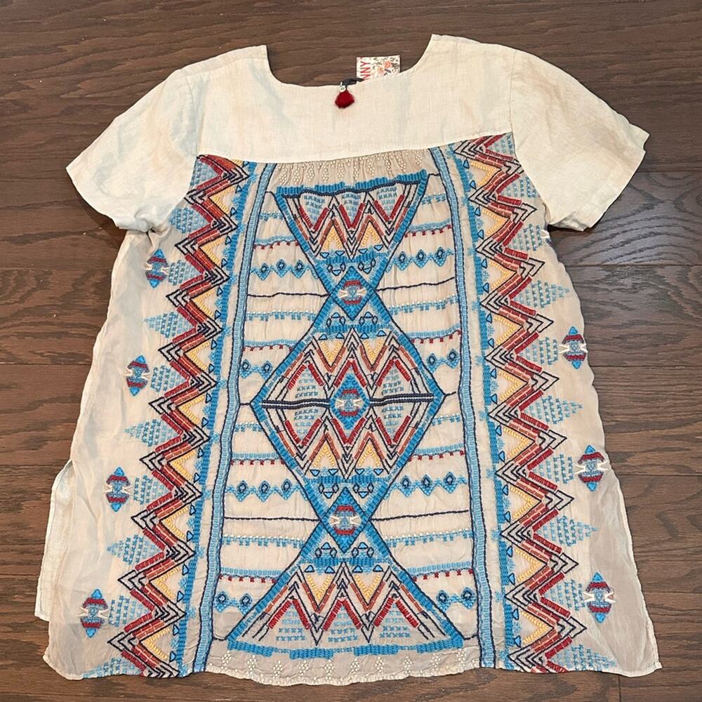 Johnny Was Embroidered Linen Tunic Top Size Medium NWT